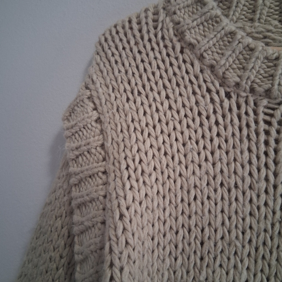 Cozy Beige Knit Sweater - Picture 3 of 8